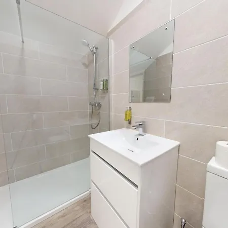 Bicester Court Room photo